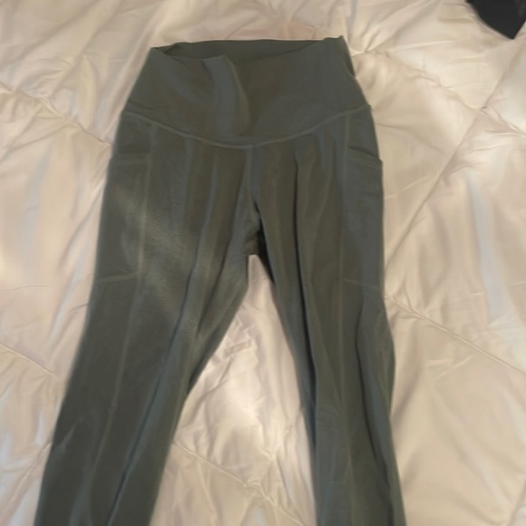 Amazon grey leggings with pockets - Picture 1 of 3